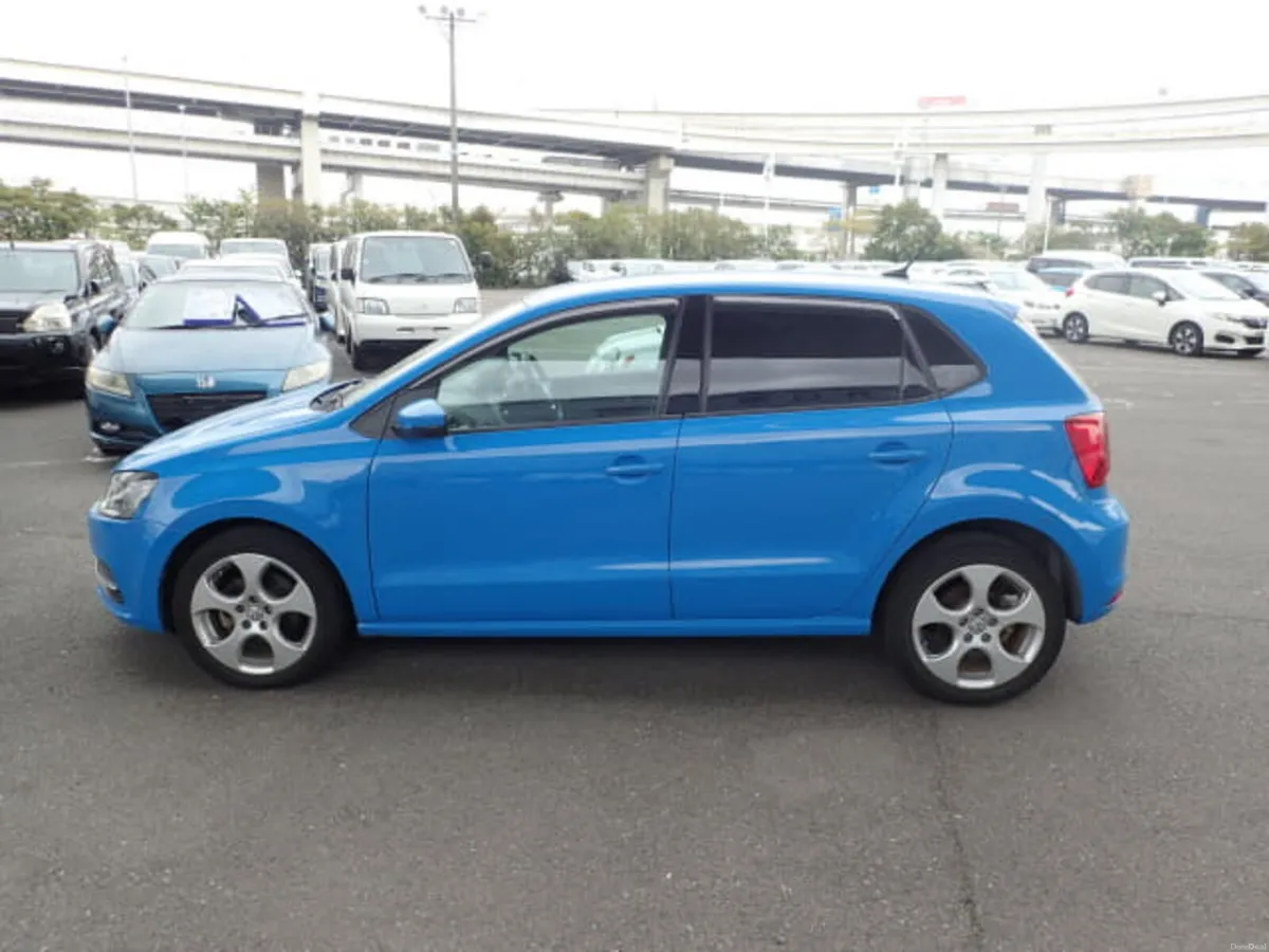 Volkswagen Polo 1.2 TSI Auto, NEW MODEL FACELIFT - Image 6