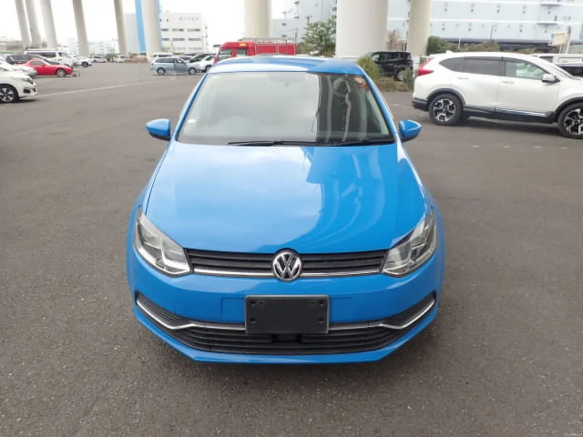 Volkswagen Polo 1.2 TSI Auto, NEW MODEL FACELIFT - Image 3