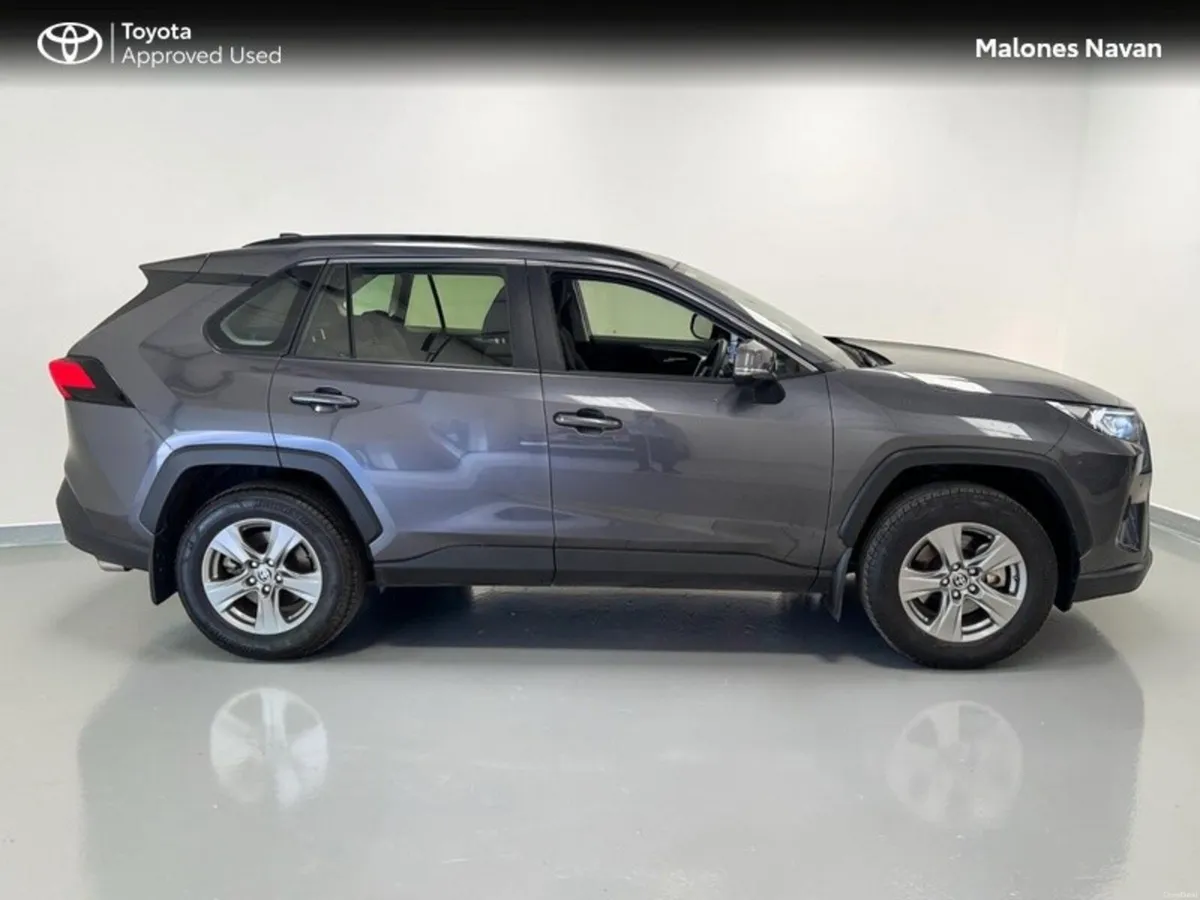Toyota RAV4 Hybrid Luna - Image 3
