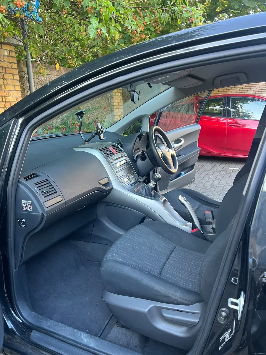 Toyota Auris 2010-3500€ - Image 5
