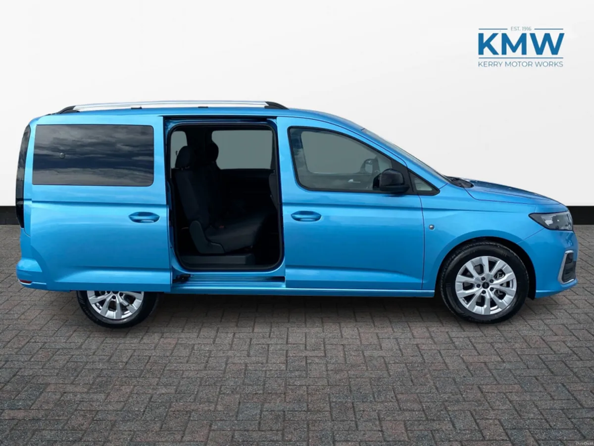 Ford Tourneo Connect LWB 2.0 122BHP Automatic 7 Se - Image 4