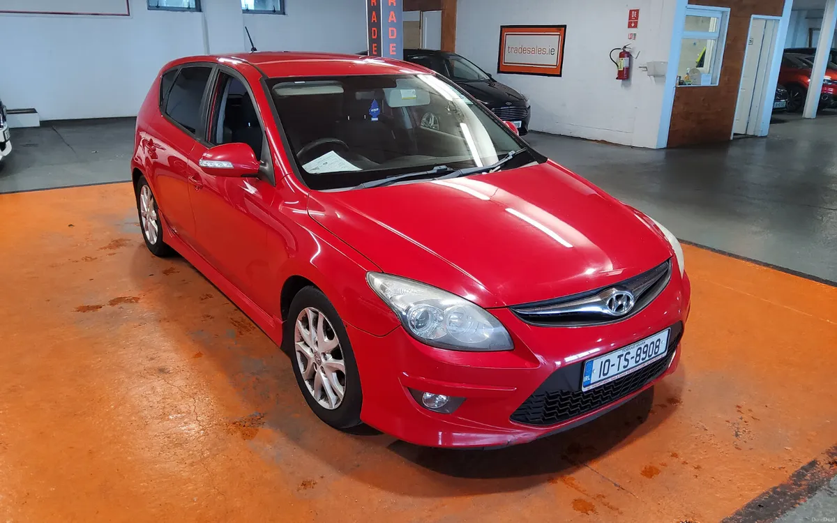 Hyundai i30 2010 - Image 1