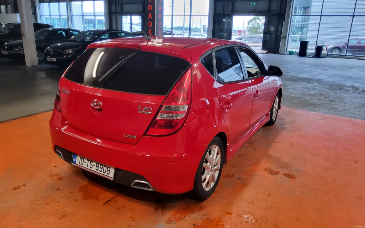 Hyundai i30 2010 - Image 3