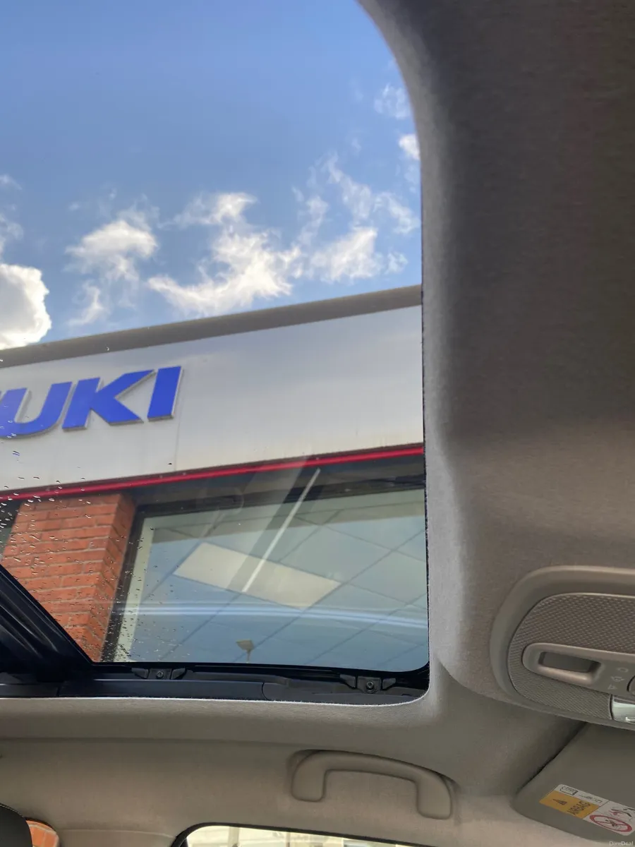 Suzuki Vitara 1.4 Mild HYBRID SZ5 2021 - Image 6