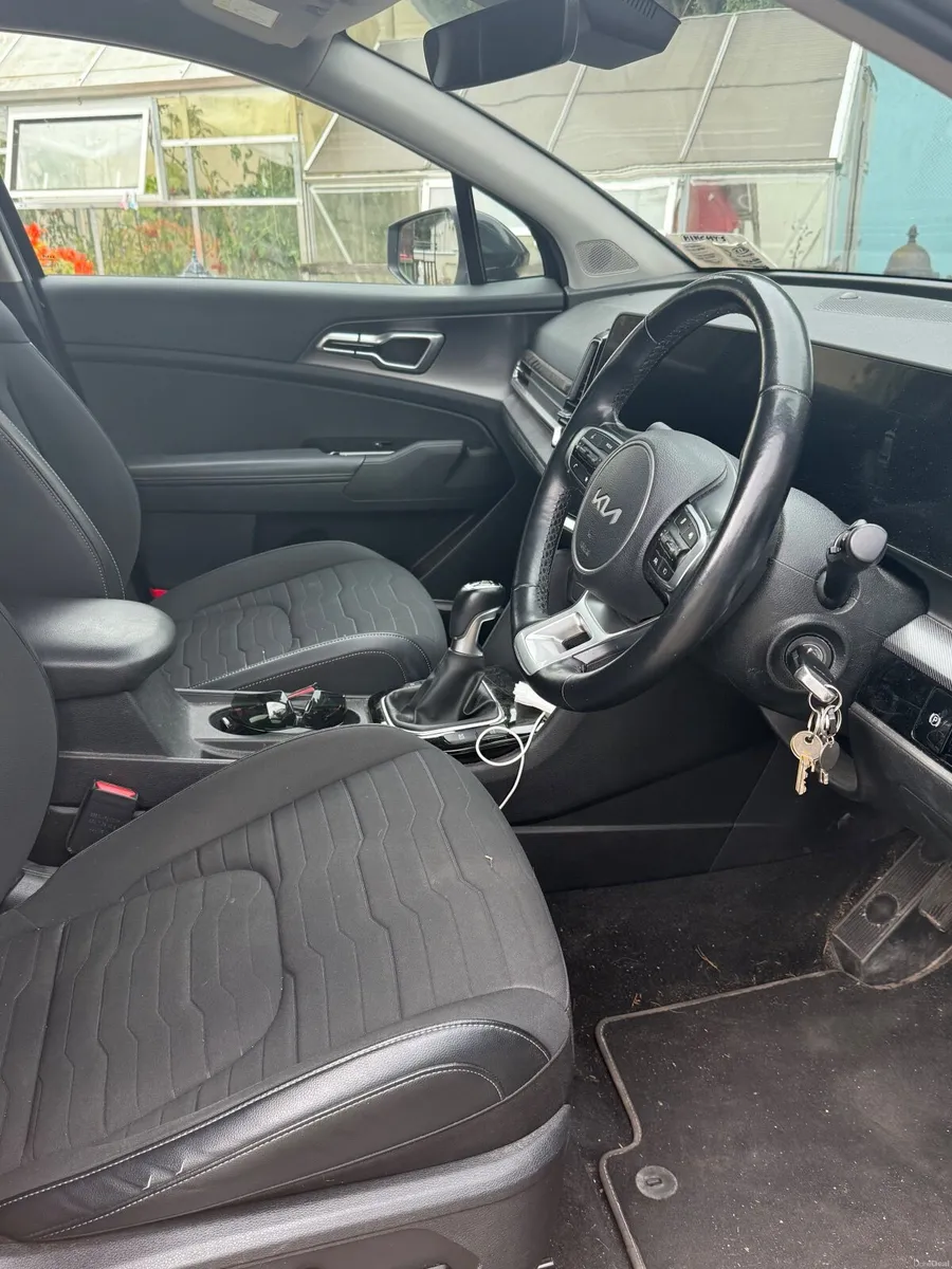 Kia Sportage 2023 - Image 3