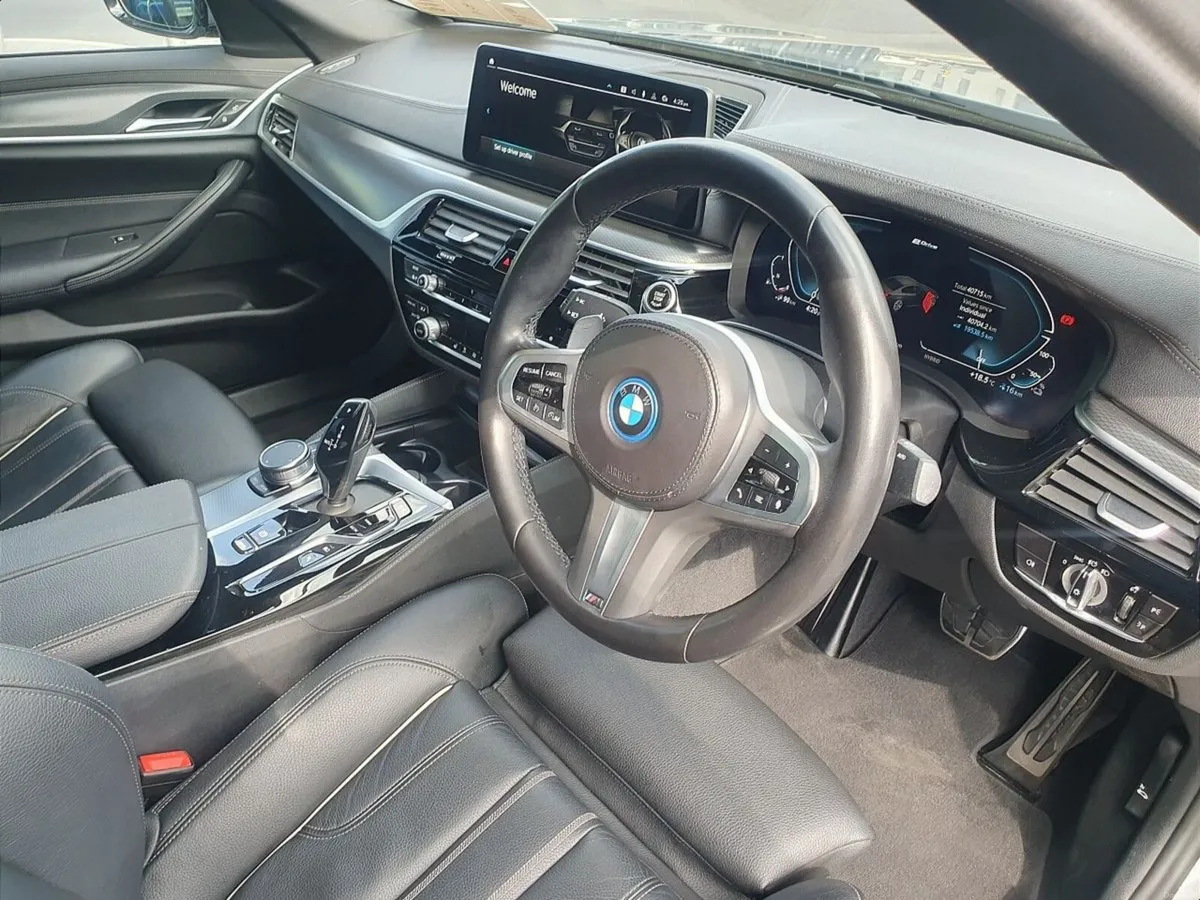 BMW 5-Series 530e M Sport Saloon - Image 6
