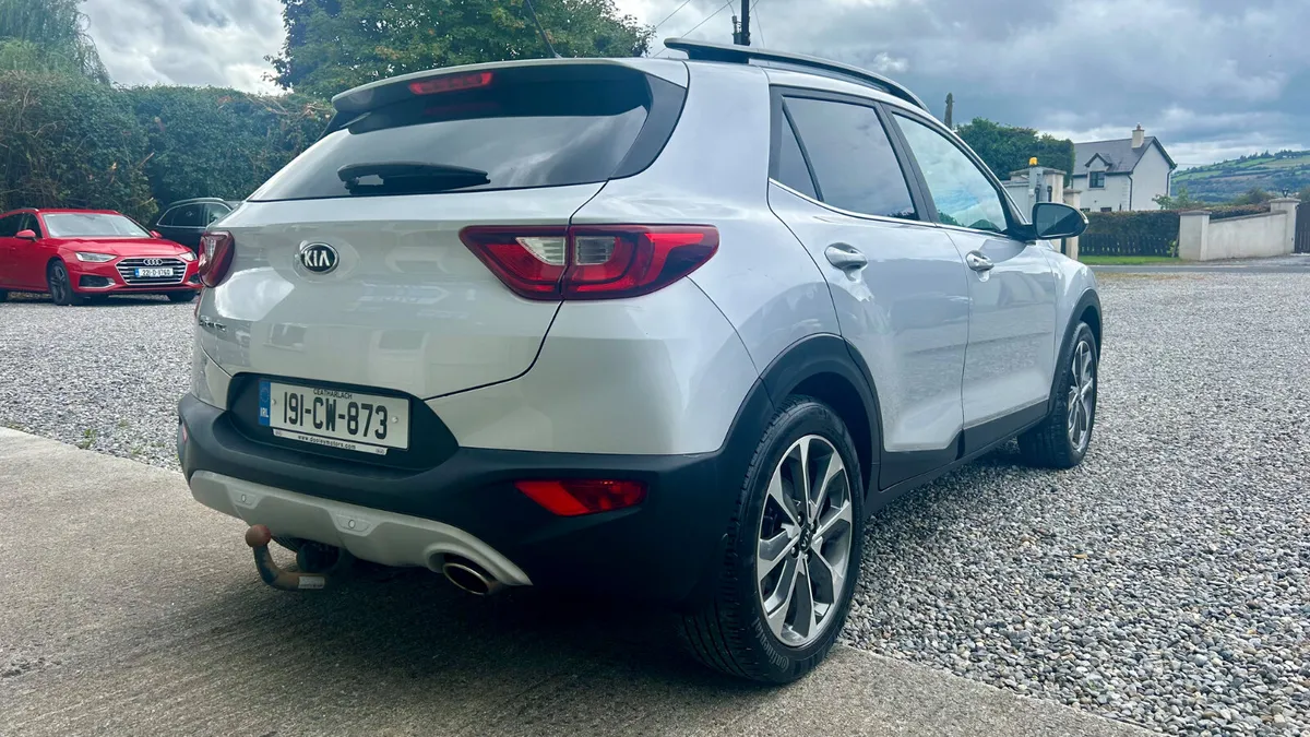 2019 Kia Stonic low mileage - Image 3