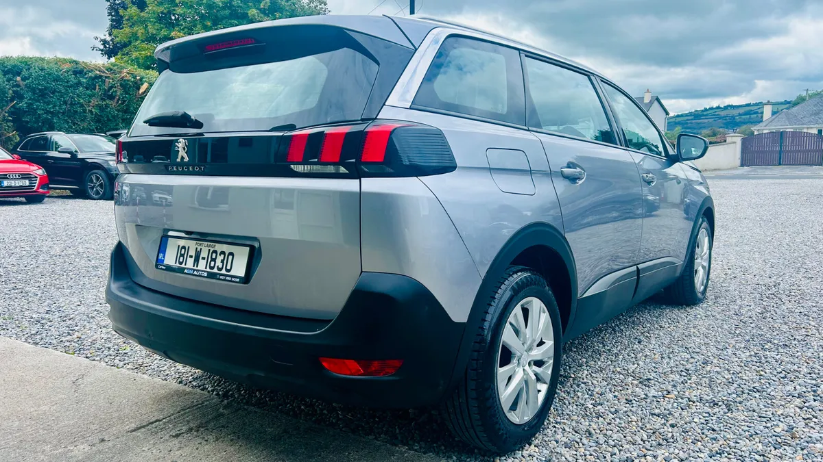 2018 Peugeot 5008 - Image 3