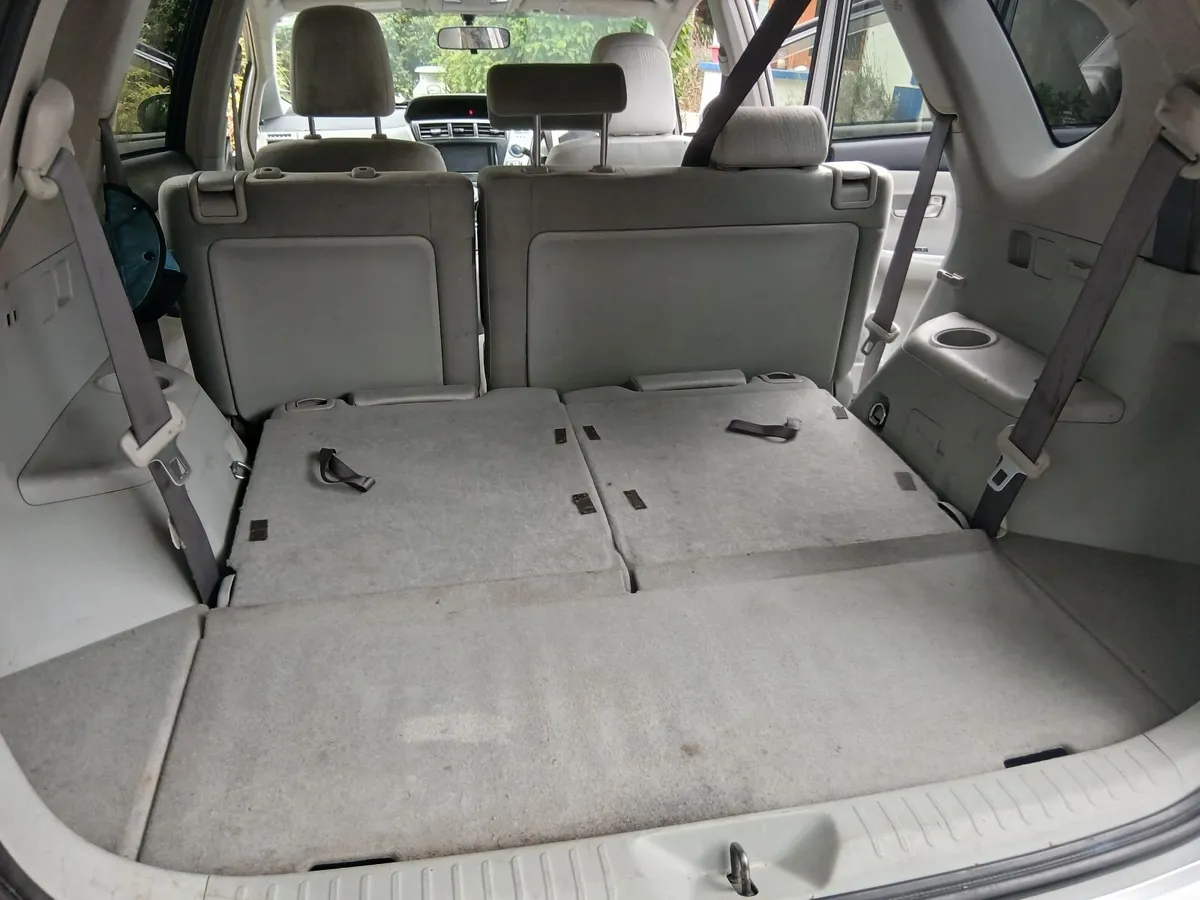 Toyota Prius 2012 - Image 6
