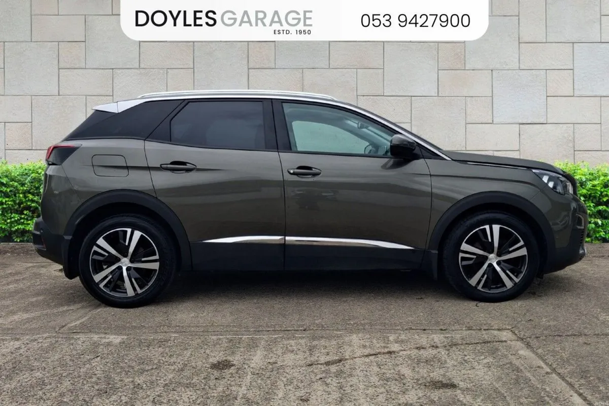 Peugeot 3008 Allure 1.5 Blue HDi Diesel 130bhp - Image 2