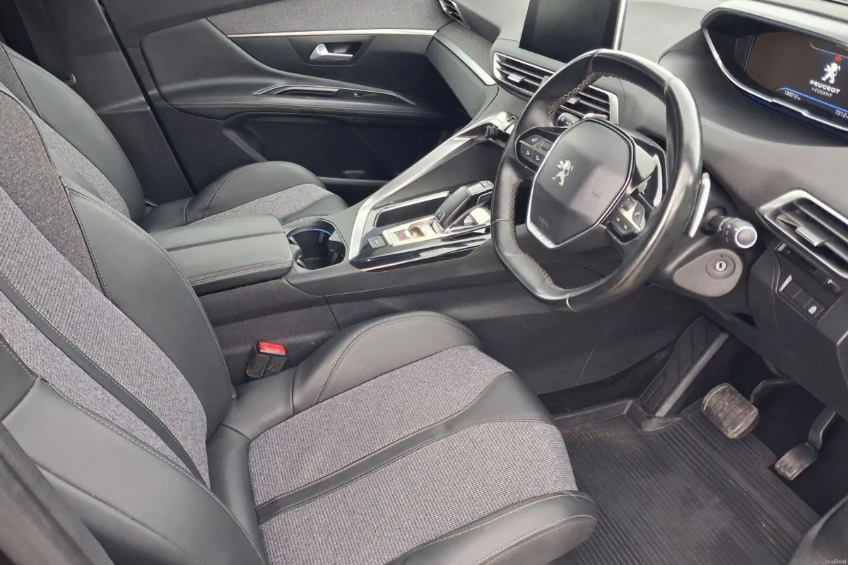 Peugeot 3008 Allure 1.5 Blue HDi Diesel 130bhp - Image 5