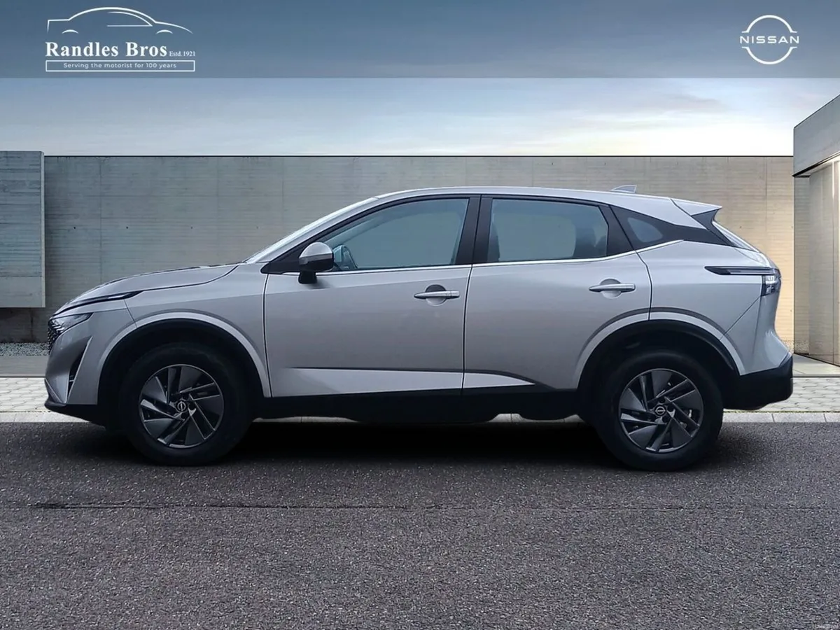 Nissan Qashqai 1.3 PET MILD HYBRID SV - Image 3