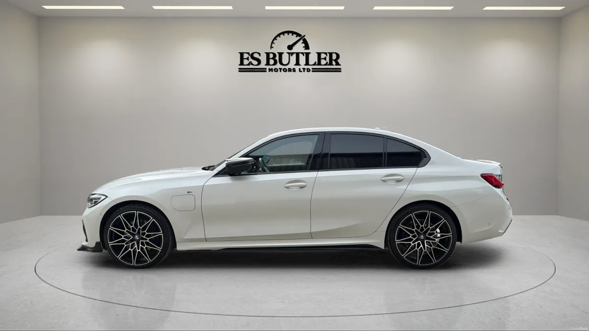 2020 BMW 330E AUTO MSPORT PRO G20 1YR WARRANTY - Image 2