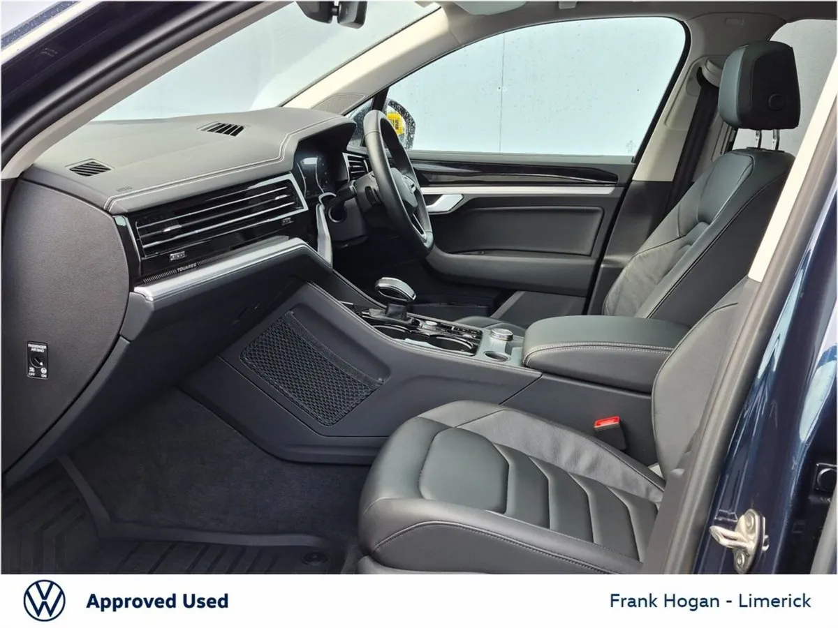 Volkswagen Touareg 3.0TSI PHEV 381HP 4M DSG Elegan - Image 4