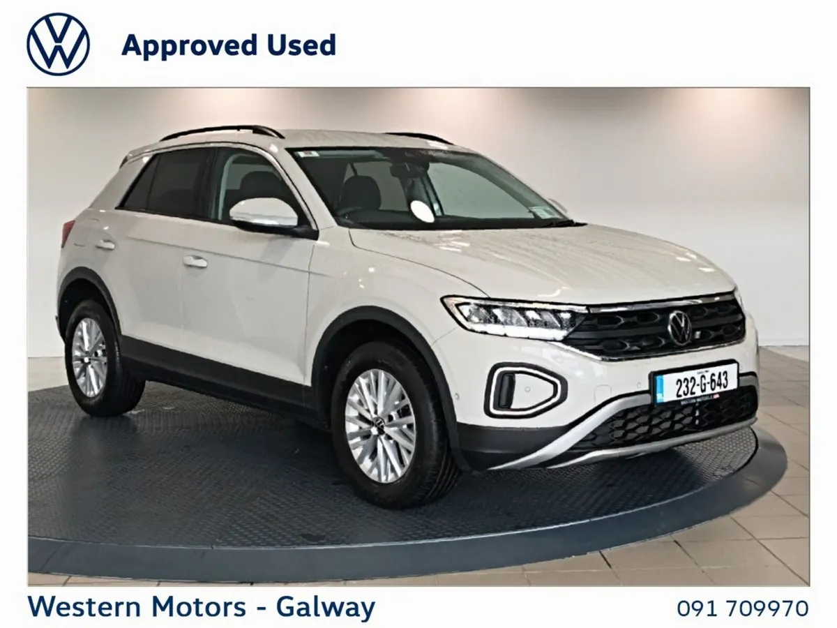 Volkswagen T-Roc 1.0 TSI 110HP Life, Stunning Colo - Image 1