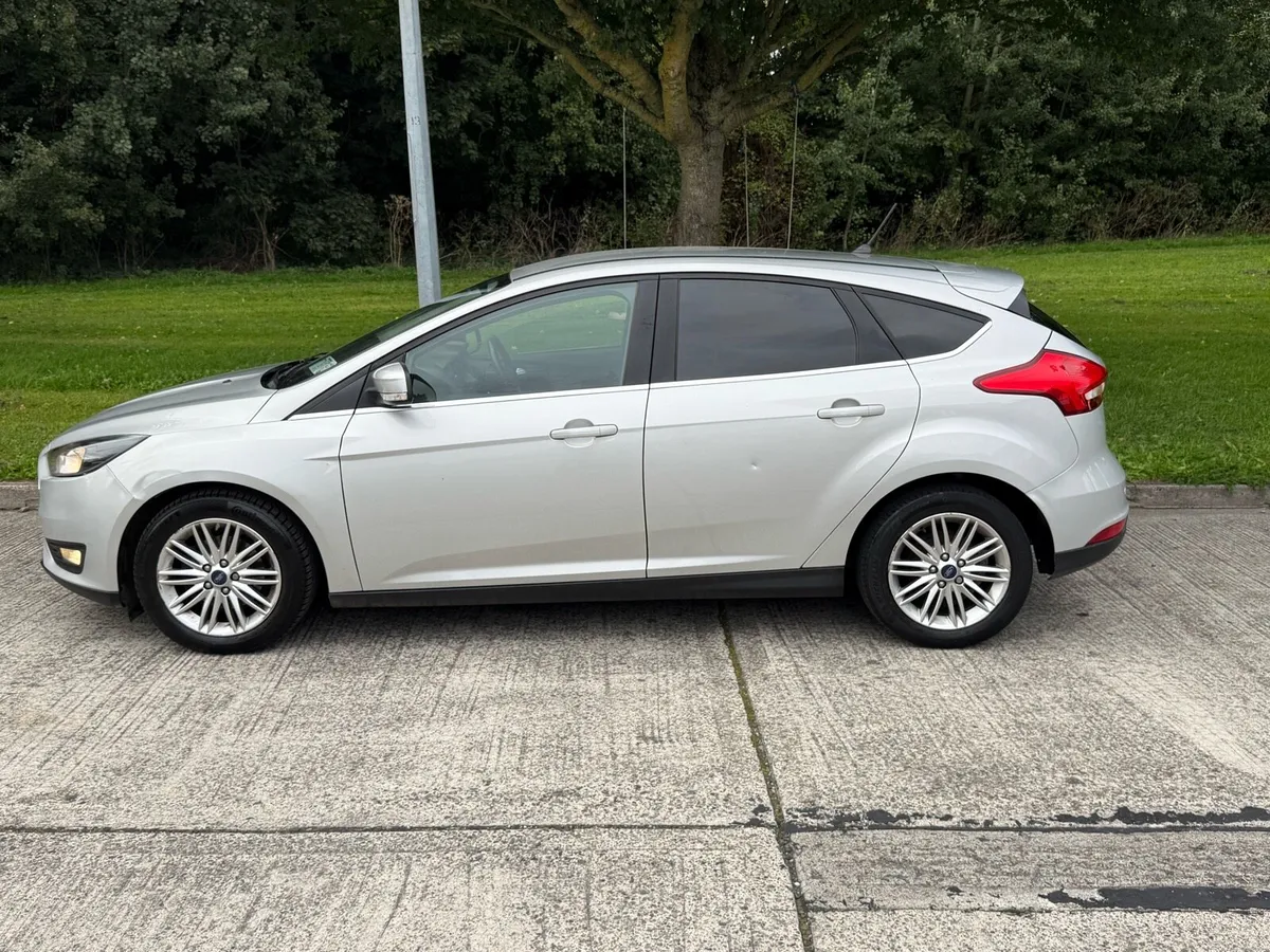 Ford Focus AUTO NCT 4/28 / 90k kms - Image 2