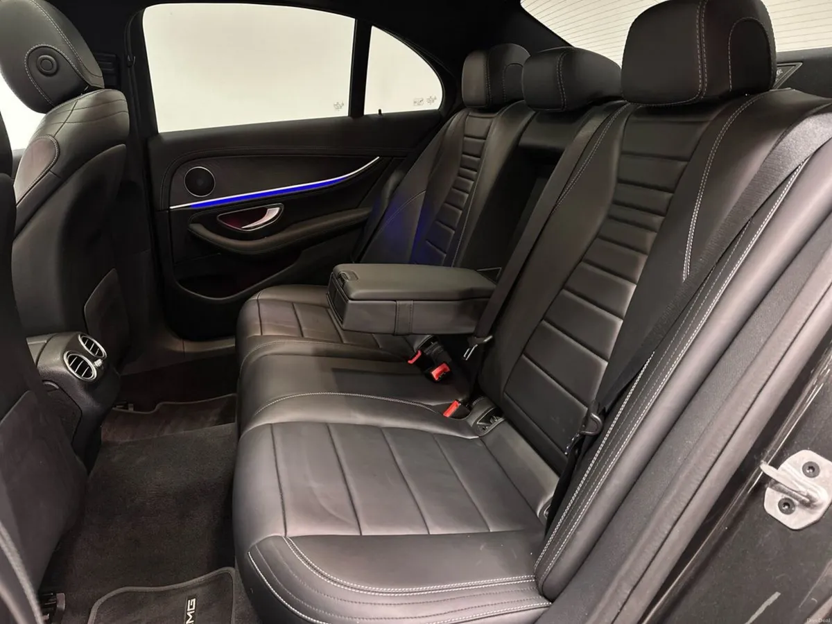Mercedes-Benz E-Class E200 AMG Line MHEV - Image 4
