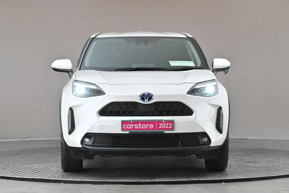 Toyota Yaris Cross 1.5 HYBRID **REVERSE CAM**PARK - Image 2