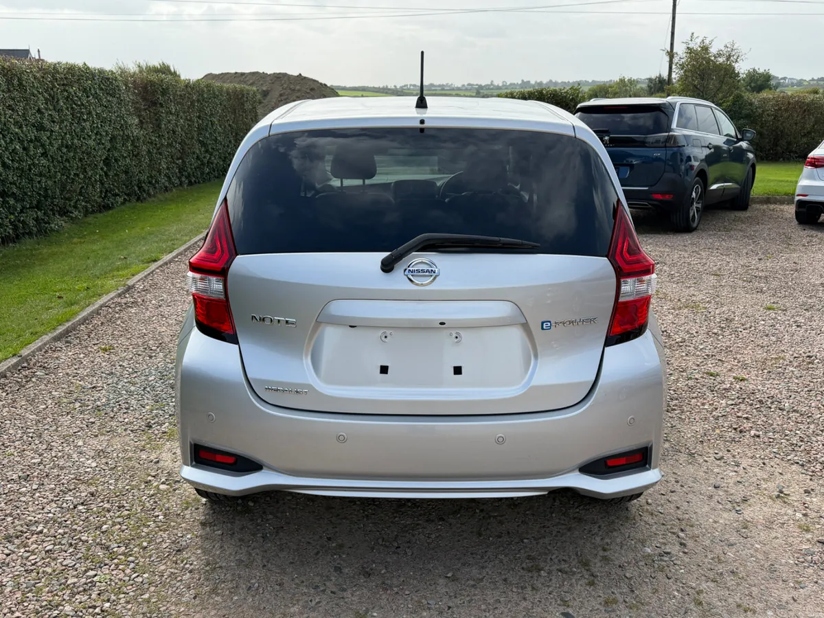 211 Nissan Note E-power Medalist - Image 5