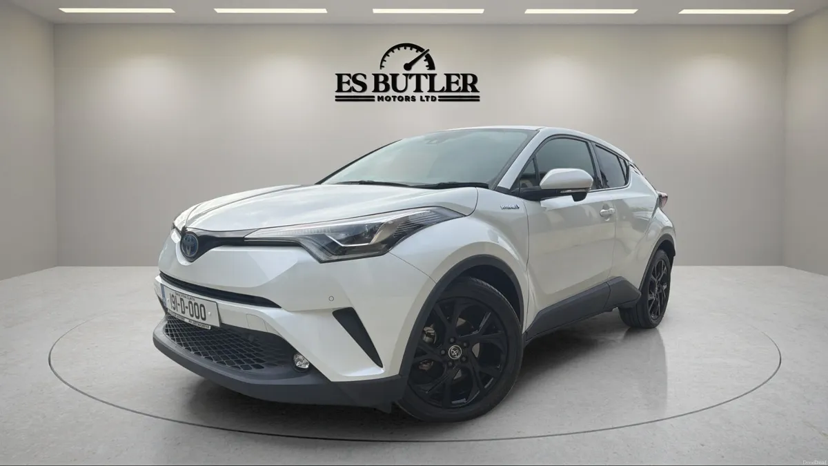 2019 Toyota CHR 1.8L AUTO PETROL HYBRID LUNA SPORT - Image 1