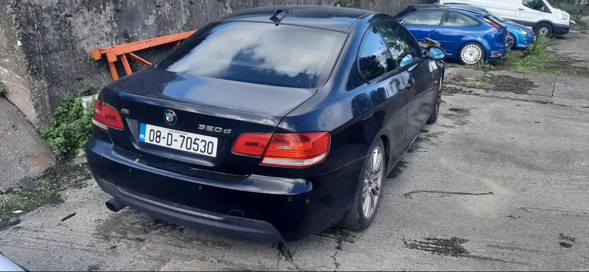 BMW 3-Series 2008 coupé - Image 2