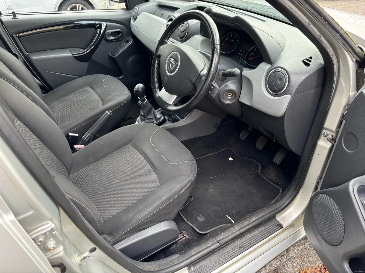 Dacia duster 4x4 - Image 5