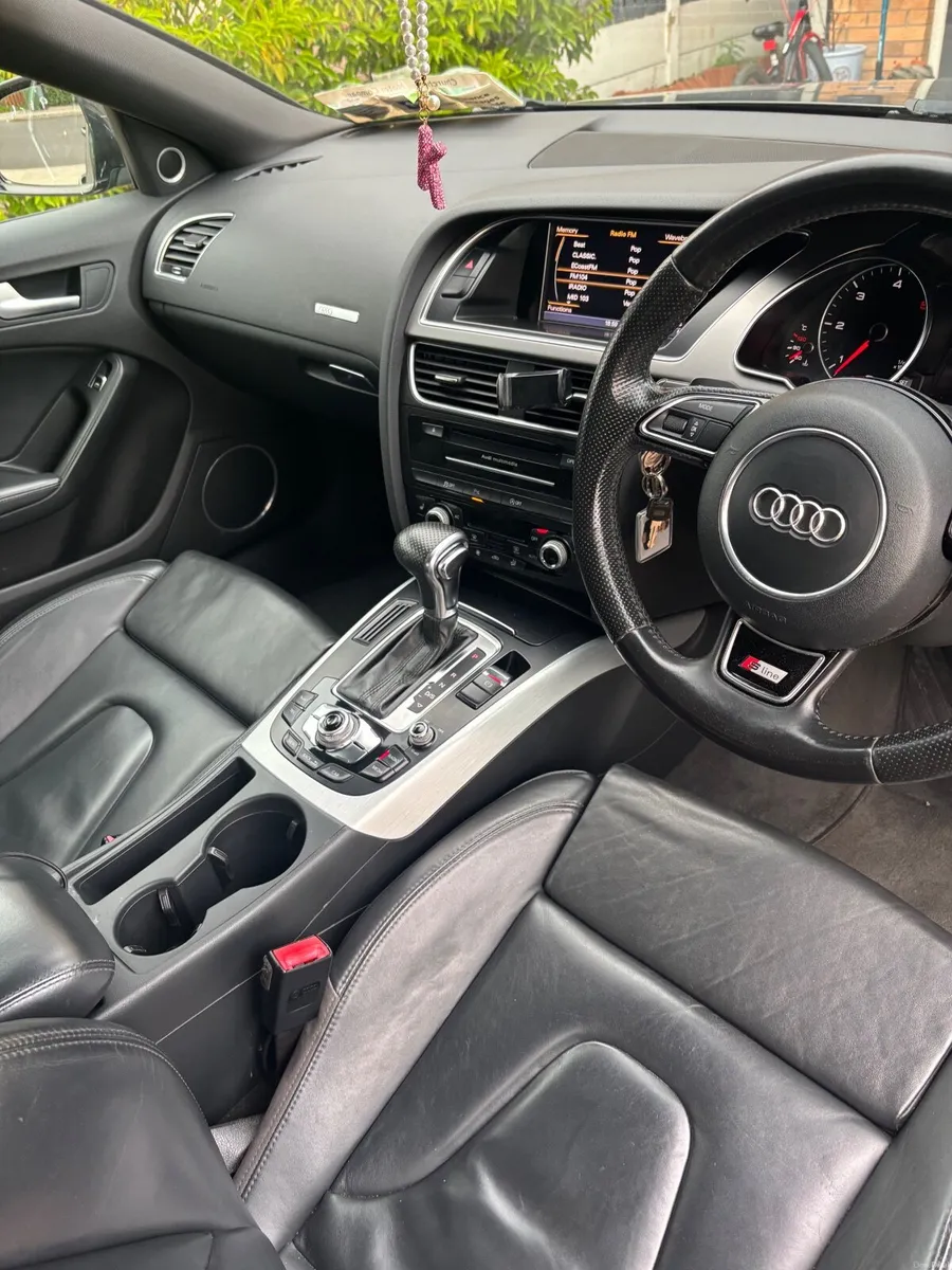 Audi A5 2012 - Image 2