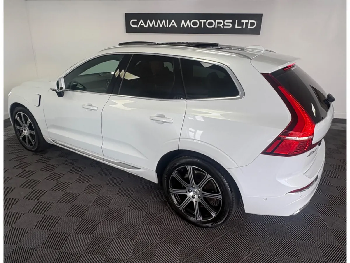 Volvo XC60 2017 VOLVO XC60*360 REVERSE CAMERA*PARK - Image 3