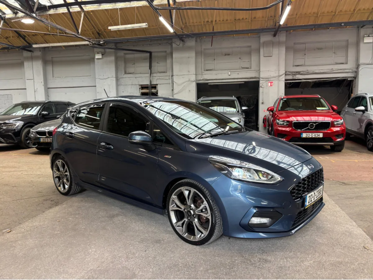 Ford Fiesta 1.0 ST-LINE X ED MHEV 1 TITANIUM 123PS - Image 1