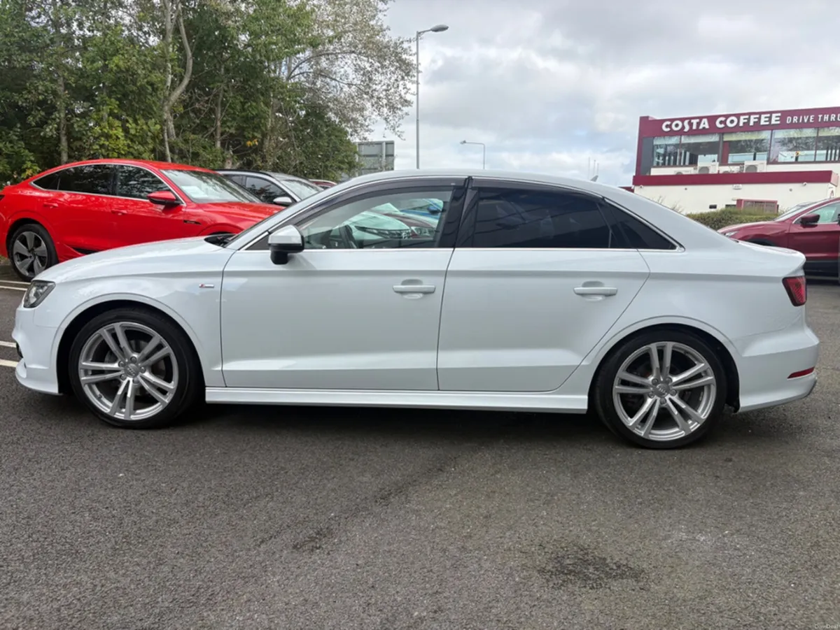 Audi A3 1.4 PETROL S-LINE AUTOMATIC - Image 4