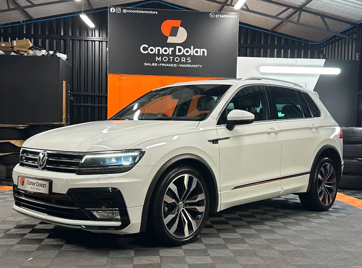 Volkswagen Tiguan R Line 4Motion - Image 2