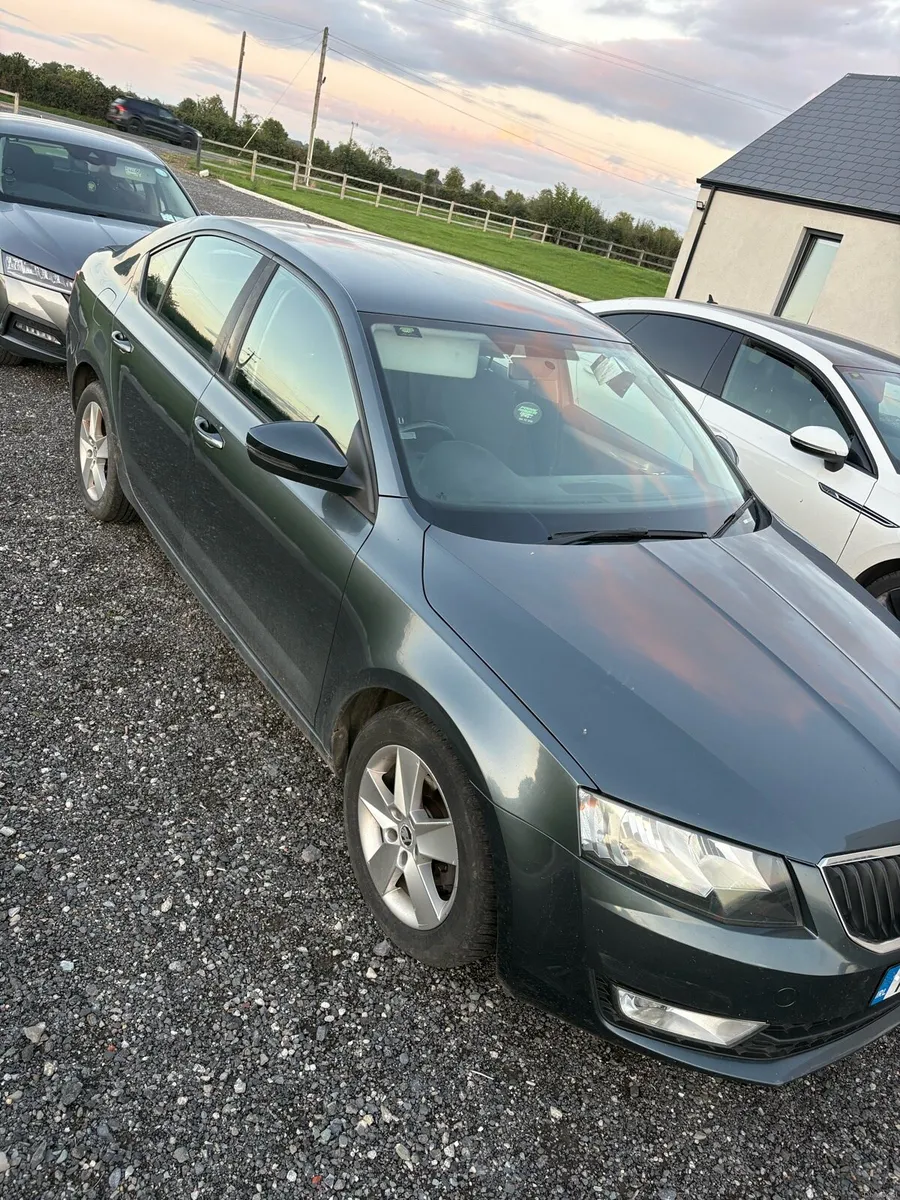 Skoda Octavia automatic - Image 3