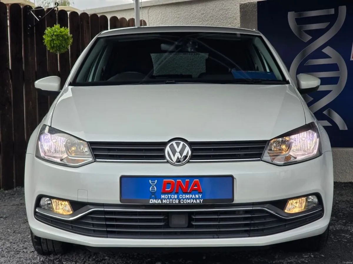 Volkswagen Polo 1.2 AUTO - PEARL - ONLY 47K KMS! - Image 2