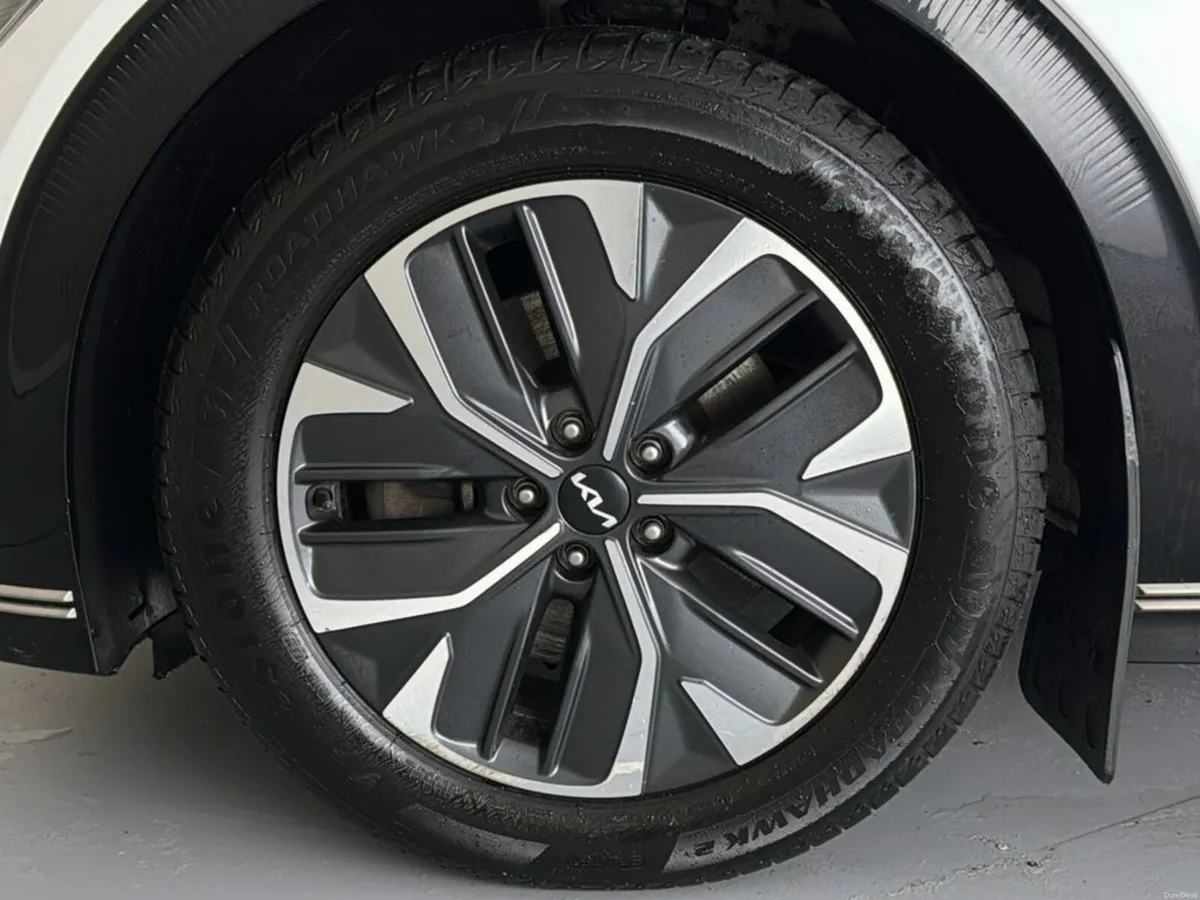 Kia EV6 Earth 5DR Auto - Image 3