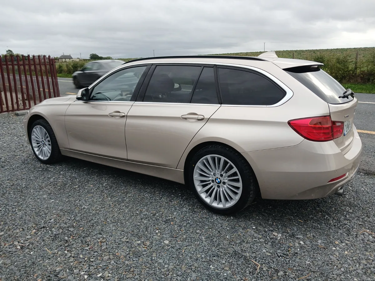BMW 3-Series 320 diesel Touring XDrive AWD - Image 5