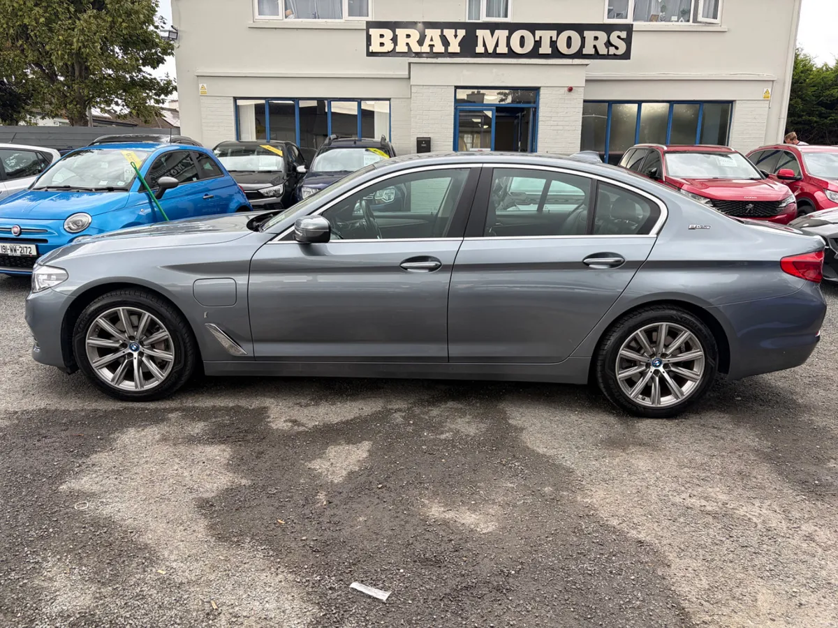 2018 BMW 530e iPERFORMANCE | 252BHP | PLUG-IN HYBR - Image 3