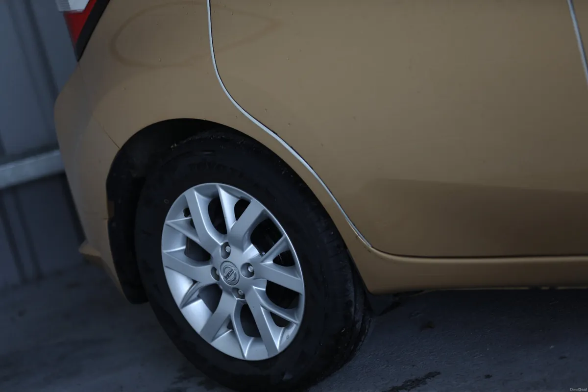 Nissan Note 2017 (unique color&condition) - Image 4