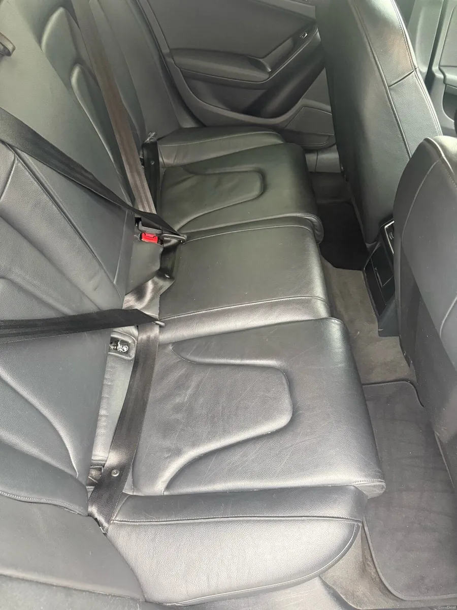 Audi A4 2.0 TDI Technik - Image 6