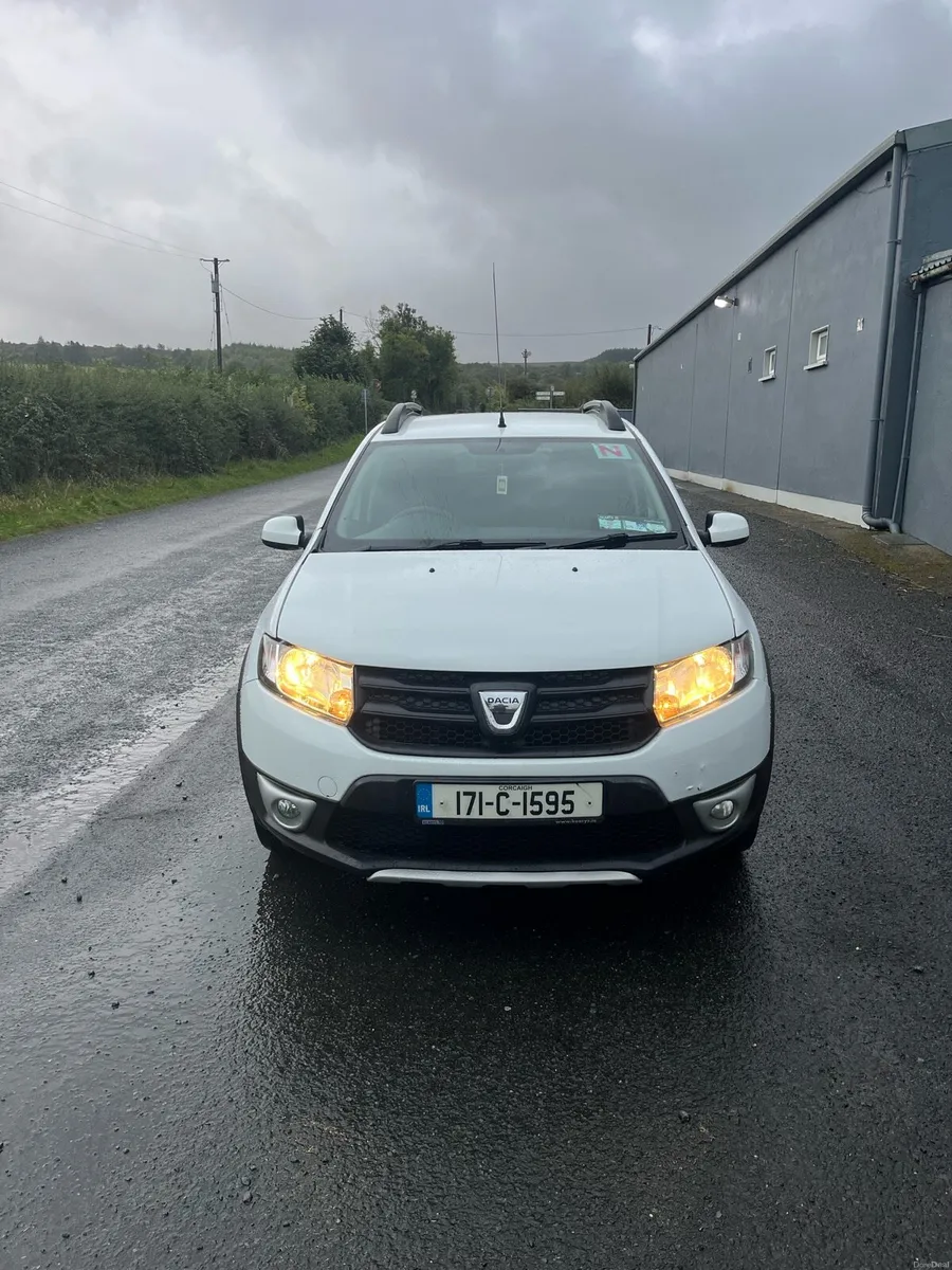 2017 Dacia sandero stepway tax and test - Image 3
