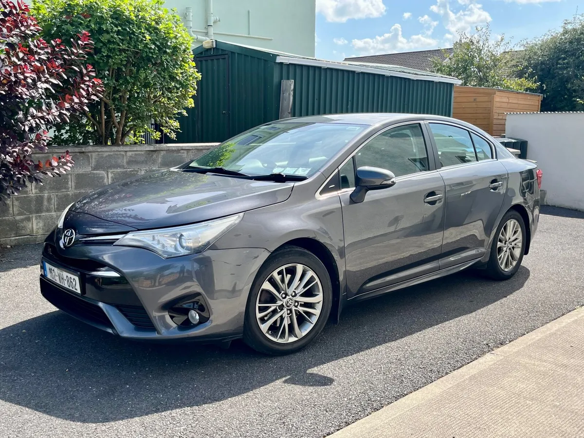 Toyota Avensis Business Edition 2016 - Image 3