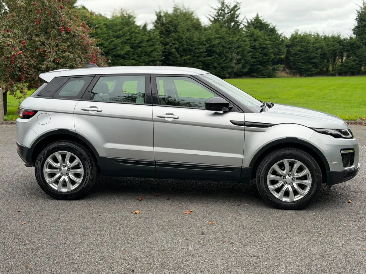 Land Rover Evoque / Full service / Fresh NCT - Image 3
