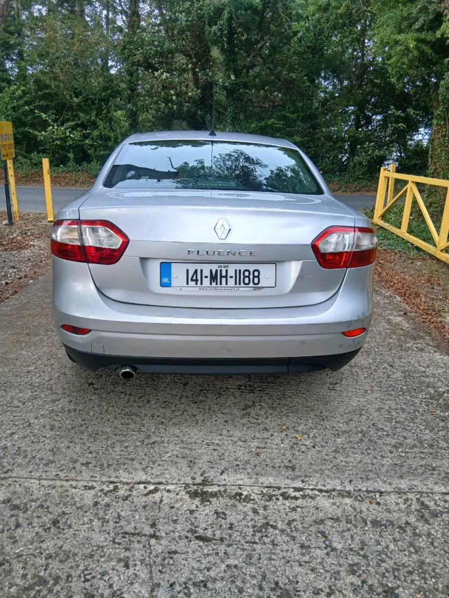 Renault fluence 2014 for sale - Image 2