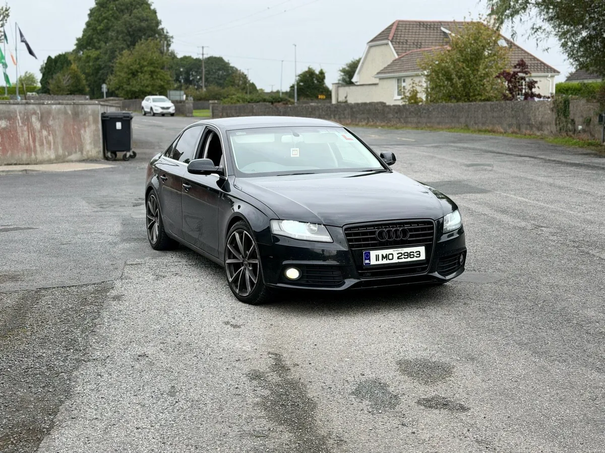 Audi a4 2011 - Image 1