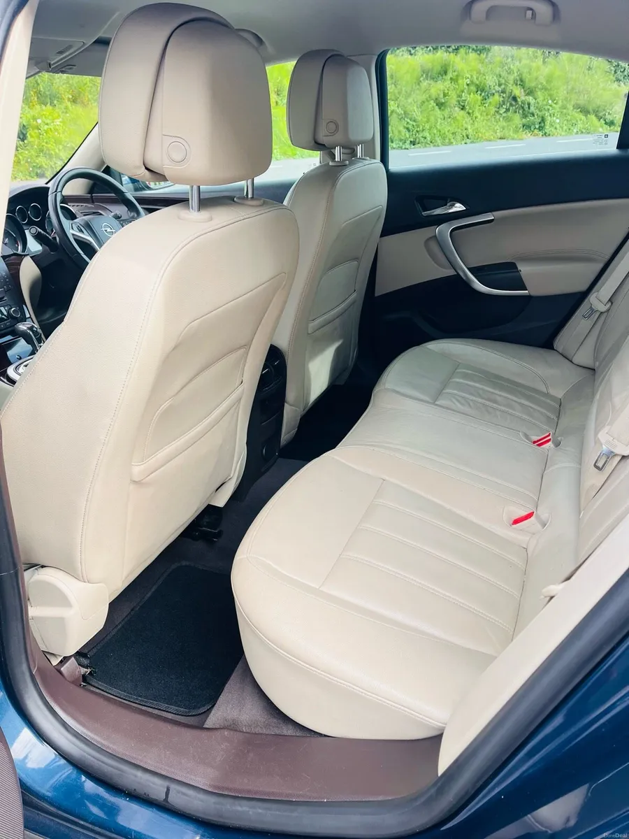 Car - Image 2