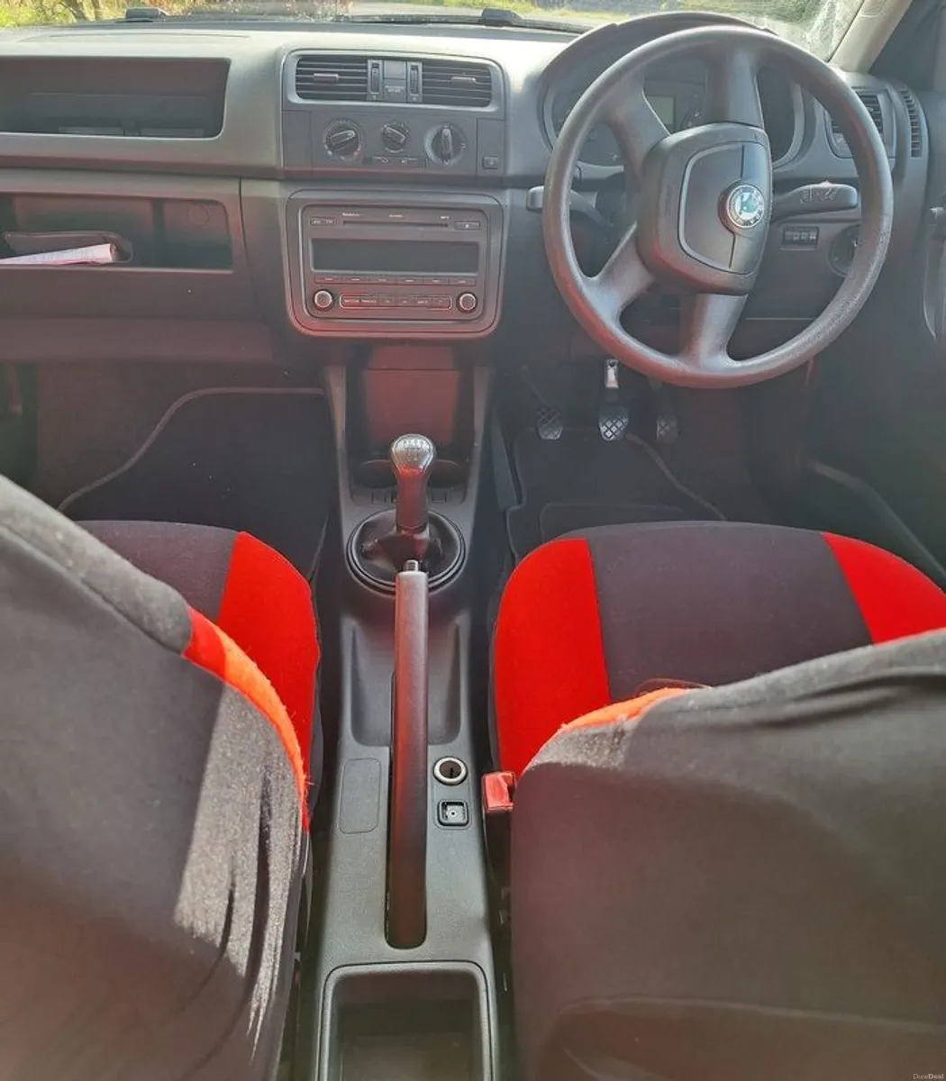 2010 Skoda Fabia - Image 4