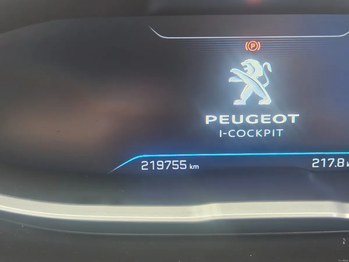 2017 Peugeot 3008 | Timing Belt Fitted, 1.6 Diesel - Image 6