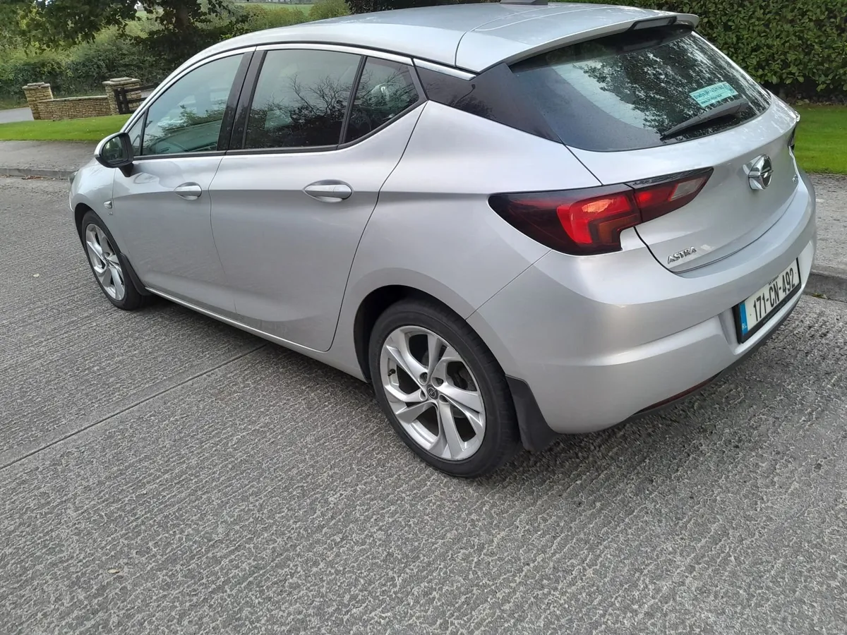 2017 Opel Astra 1,6 nct 01/27 tax 01/27 - Image 5