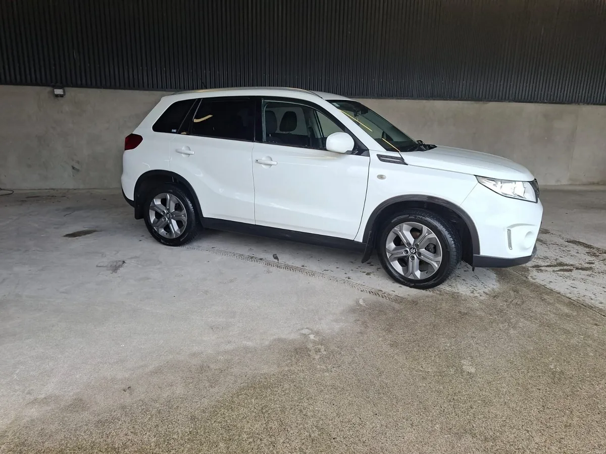Suzuki Vitara low mileage - Image 5