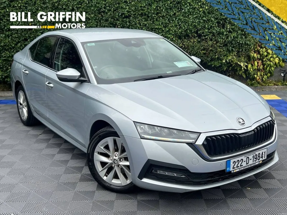 Skoda Octavia AMBITION 2.0 TDI // CRUISE CONTROL / - Image 1