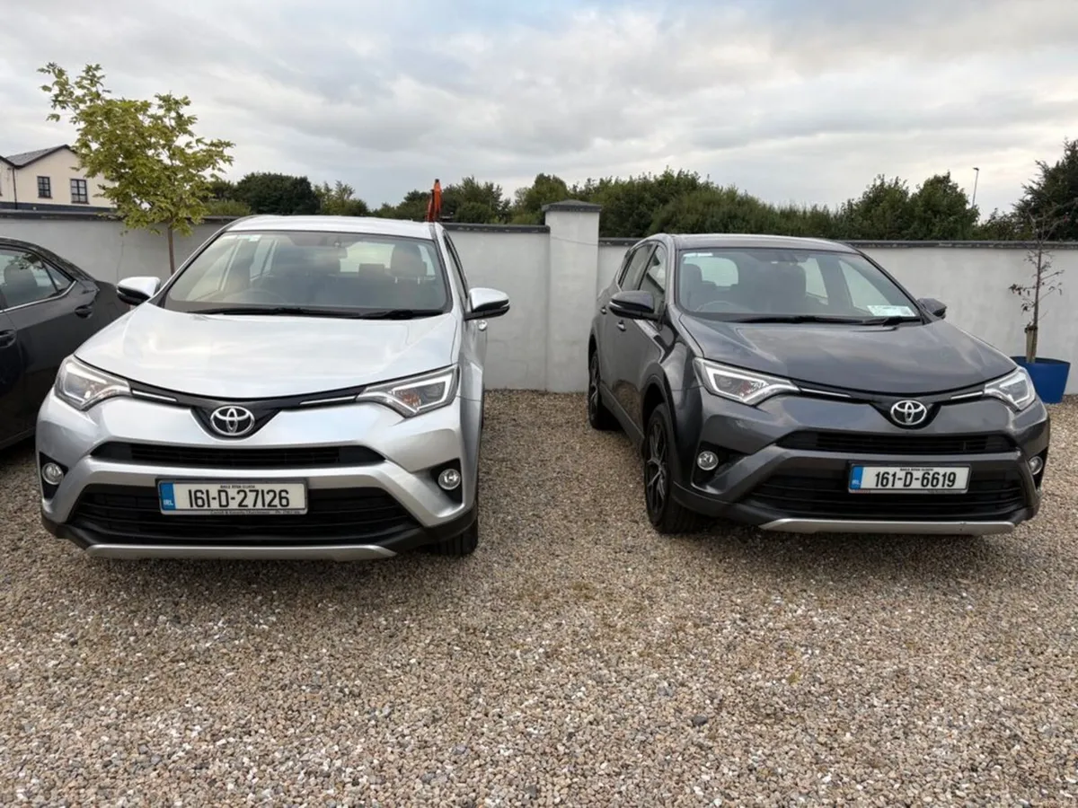 Toyota RAV4 2.0 D 143 Luna Sport - Image 2